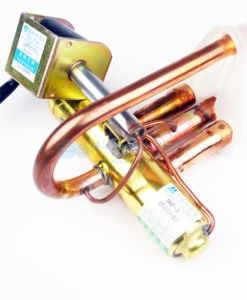 Válvula de 4 vias con bobina Hiyasu-Daitsu